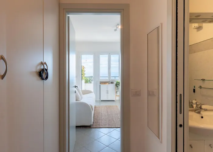 Appartement Panoramic Sea View In Ospedaletti