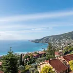 Panoramic Sea View In Lägenhet