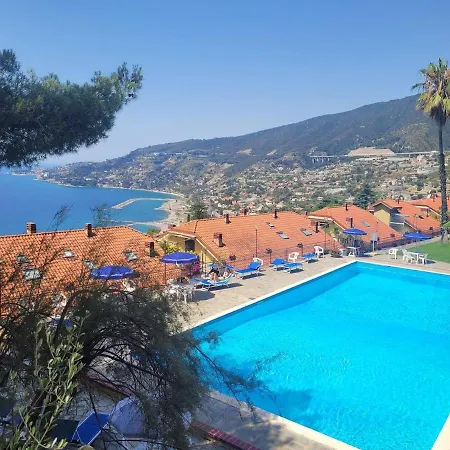 Panoramic Sea View In Apartamento Ospedaletti