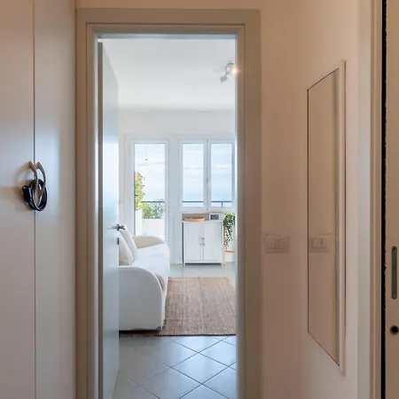 アパート Panoramic Sea View In オスペダレッティ